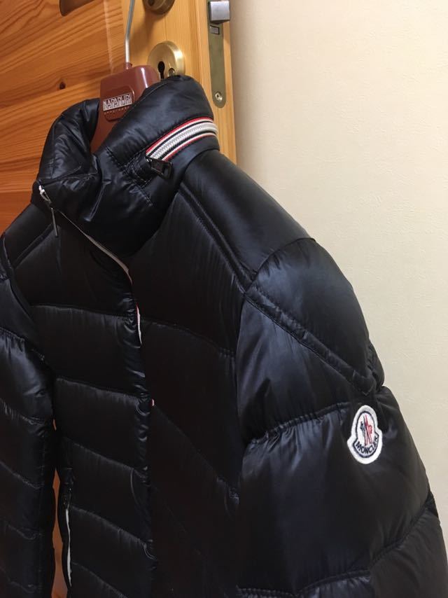 MONCLER GASTON 742 T2 モンクレールダウンジャケット　ガストン 日本正規品_画像2