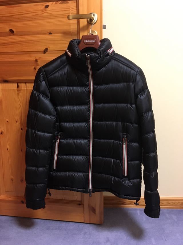 ヤフオク Moncler Gaston 742 T2 モンクレールダウンジャ