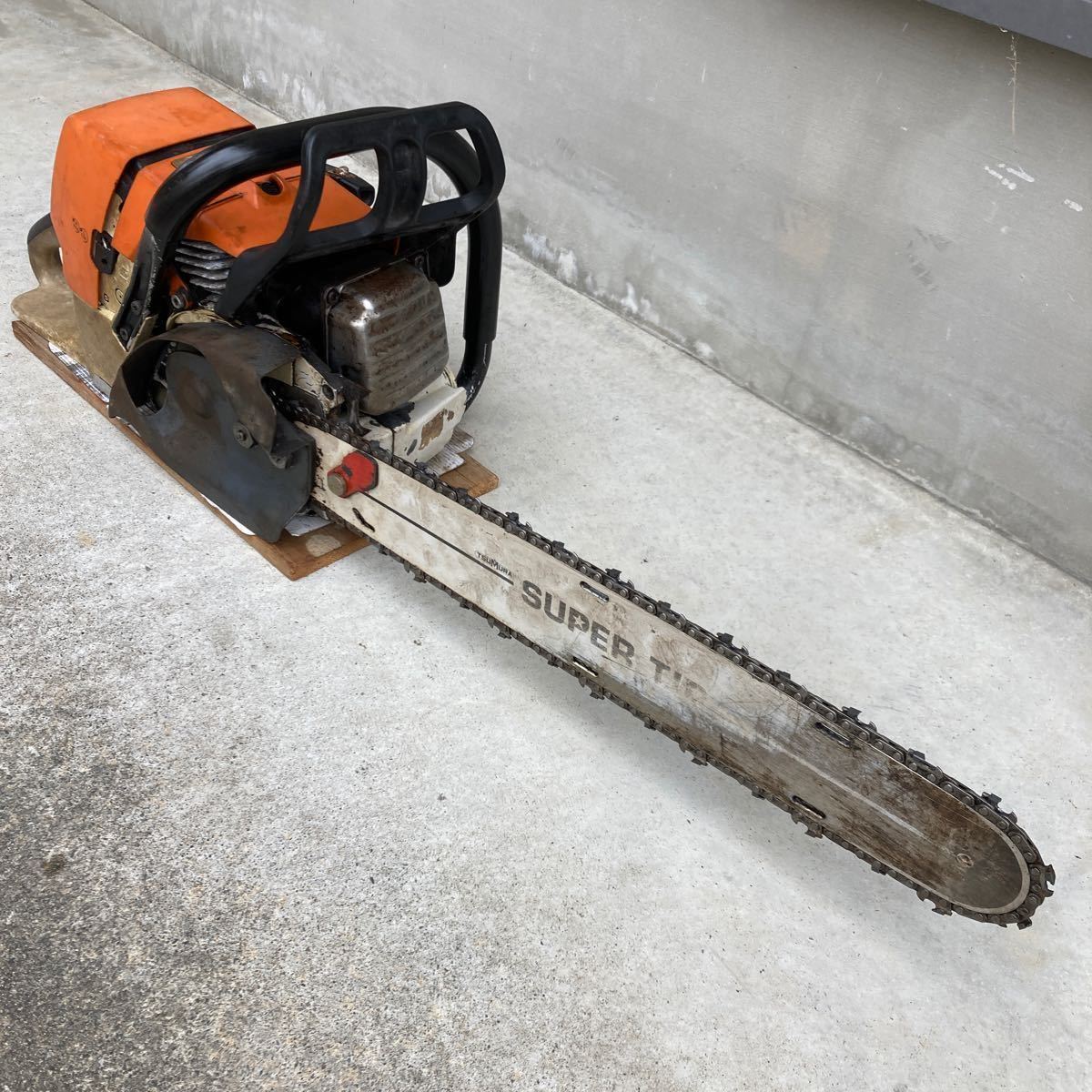 スチールチェンソー STIHL MS460 根切り仕様 ☆実働品☆ 大型排気量76.5cc 軽量6.5kg_画像3