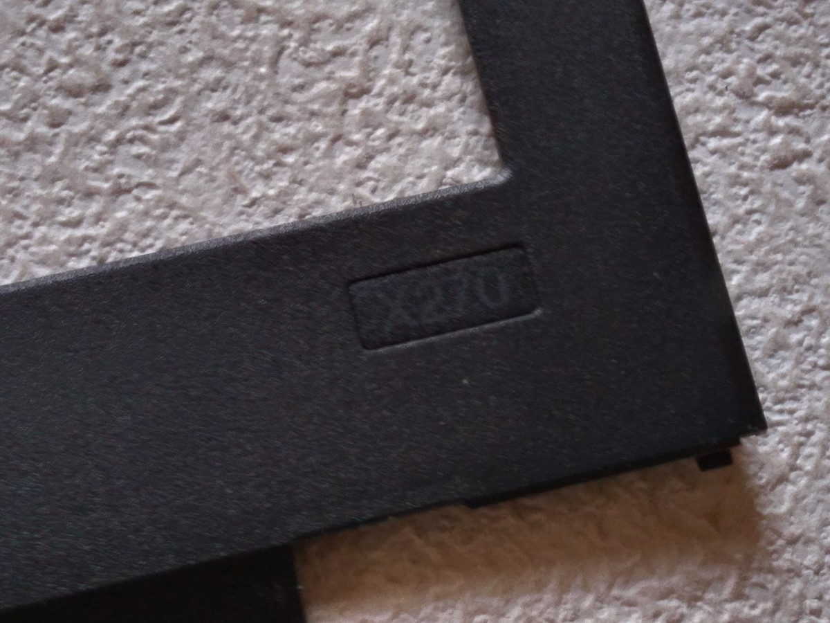 ★Lenovo ThinkPad X270用 液晶パネルケース  中古！の画像10