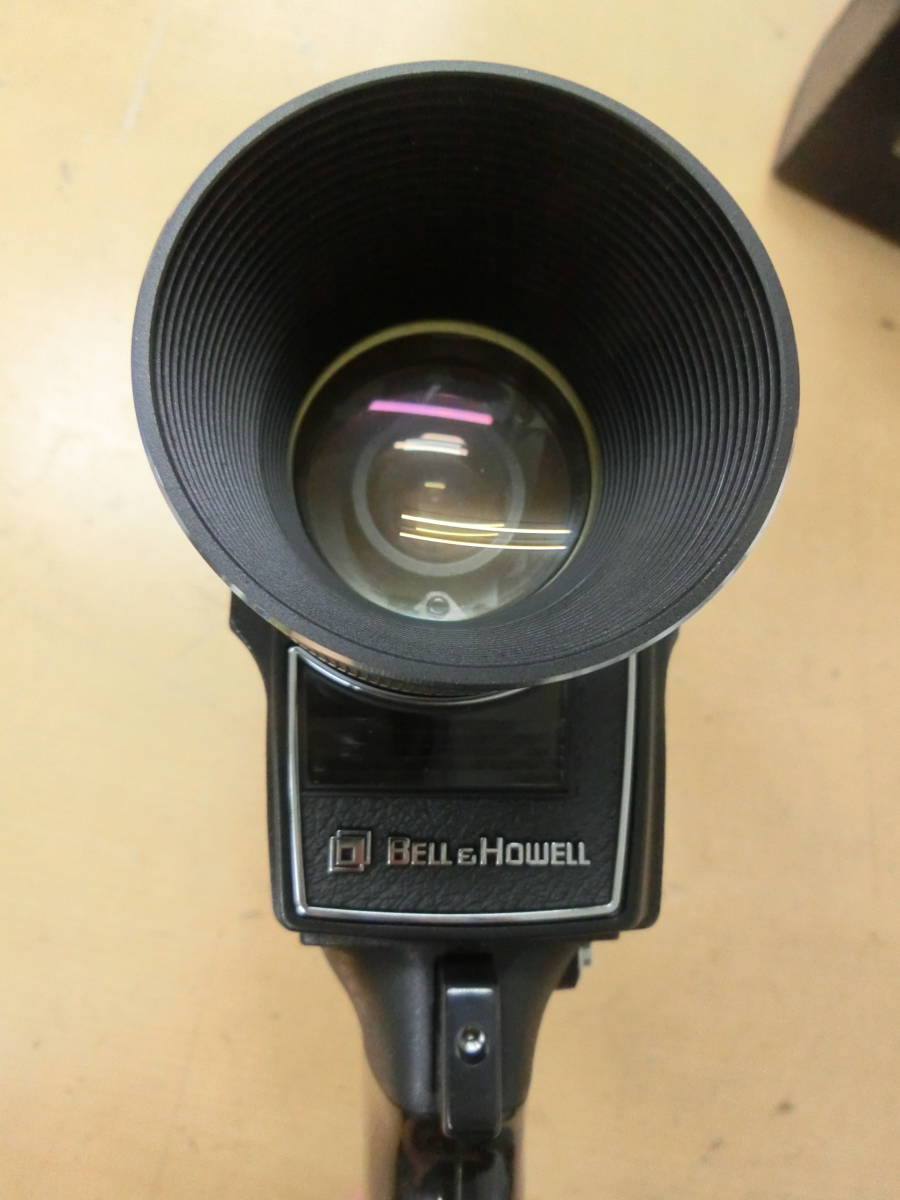  used ( junk ) BELL&HOWELL FILMOSONIC XL 8mm camera [512-937] * free shipping ( Hokkaido * Okinawa * remote island excepting )*