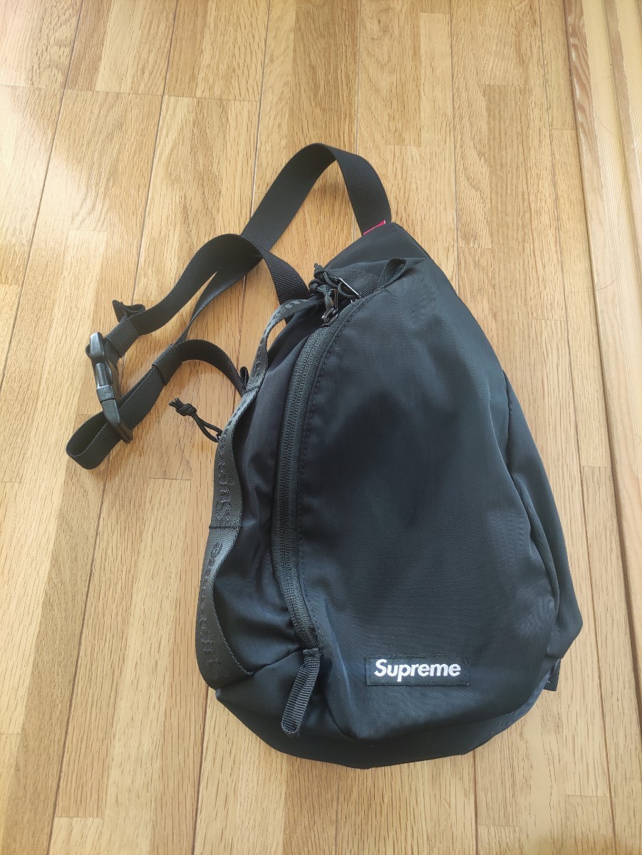 20FW Supreme Sling Bag スリング バッグ美品 20FW Supreme Sling Bag スリング バッグ美品