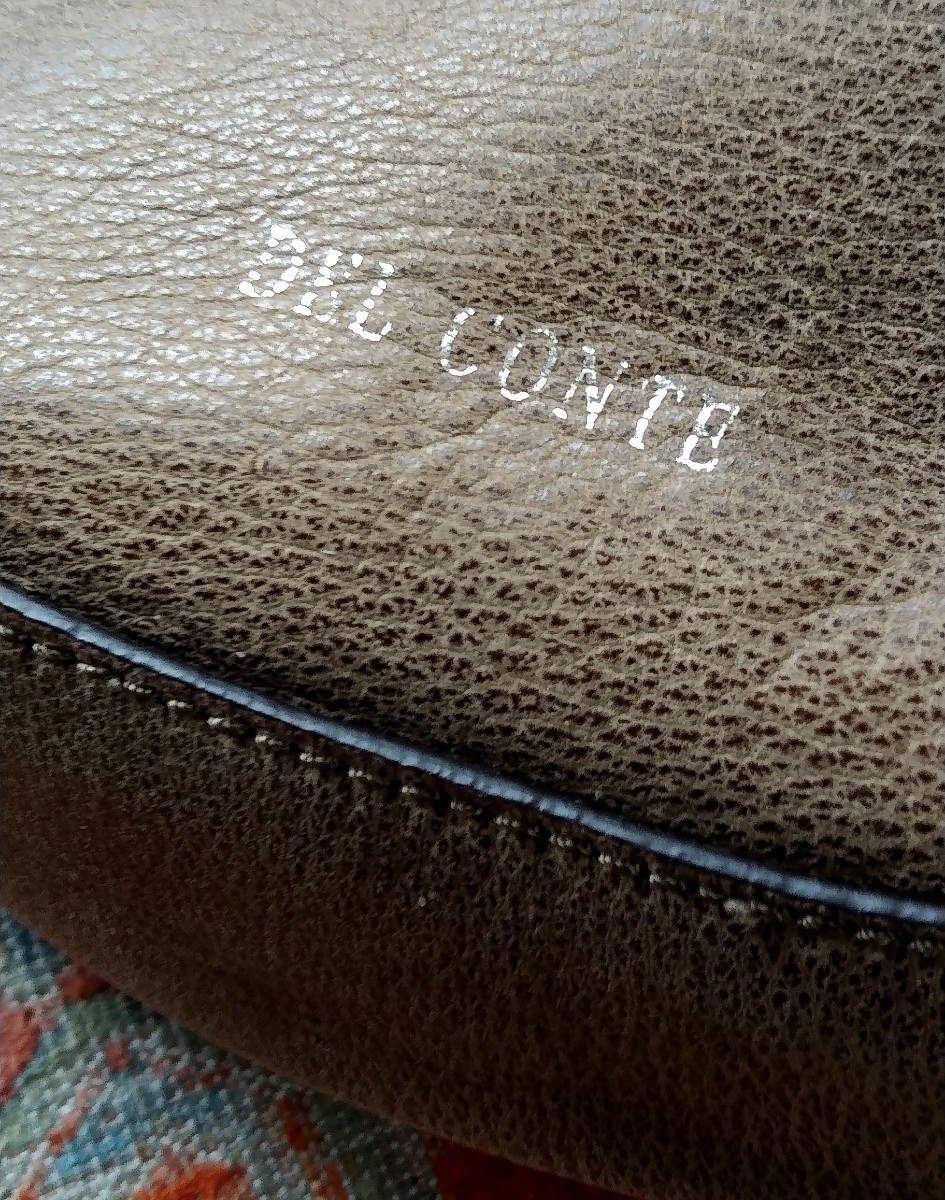 DEL CONTE (イタリア製)牛毛皮つきレザー ショルダーバッグ 寸法 縦23cm 横幅最大33cm マチ幅 最大7cm 中古品ですが状態は良好です。_画像6