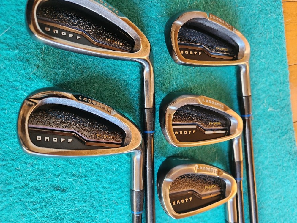 中古 訳有 2021年 限定販売モデル ONOFF オノフ LABOSPEC ラボスペック FF 247 Ⅲ 3 IRON アイアン 7I 8I 9I PW AW 5本セット_画像1