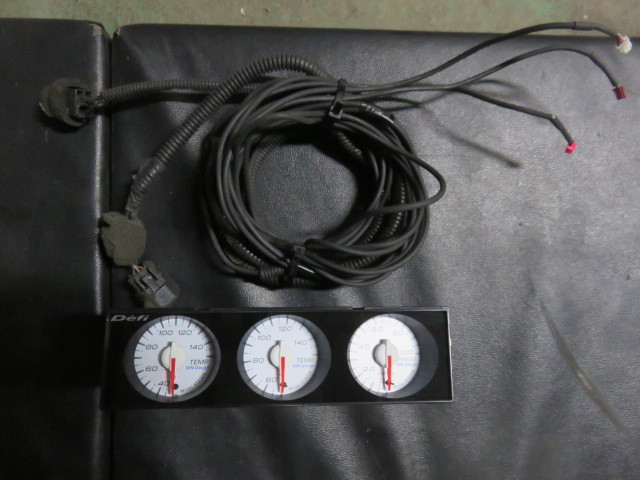 Defi　デフィ　DIN　Gauge　ディンゲージ　3連メーター　センサー欠品_画像1