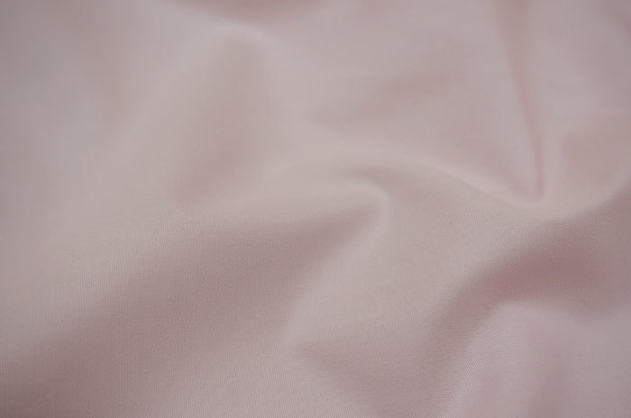 特売！①長5ｍ W巾ポプリン Lightピンク ユニチカ微厚soft滑 スモック K_画像4
