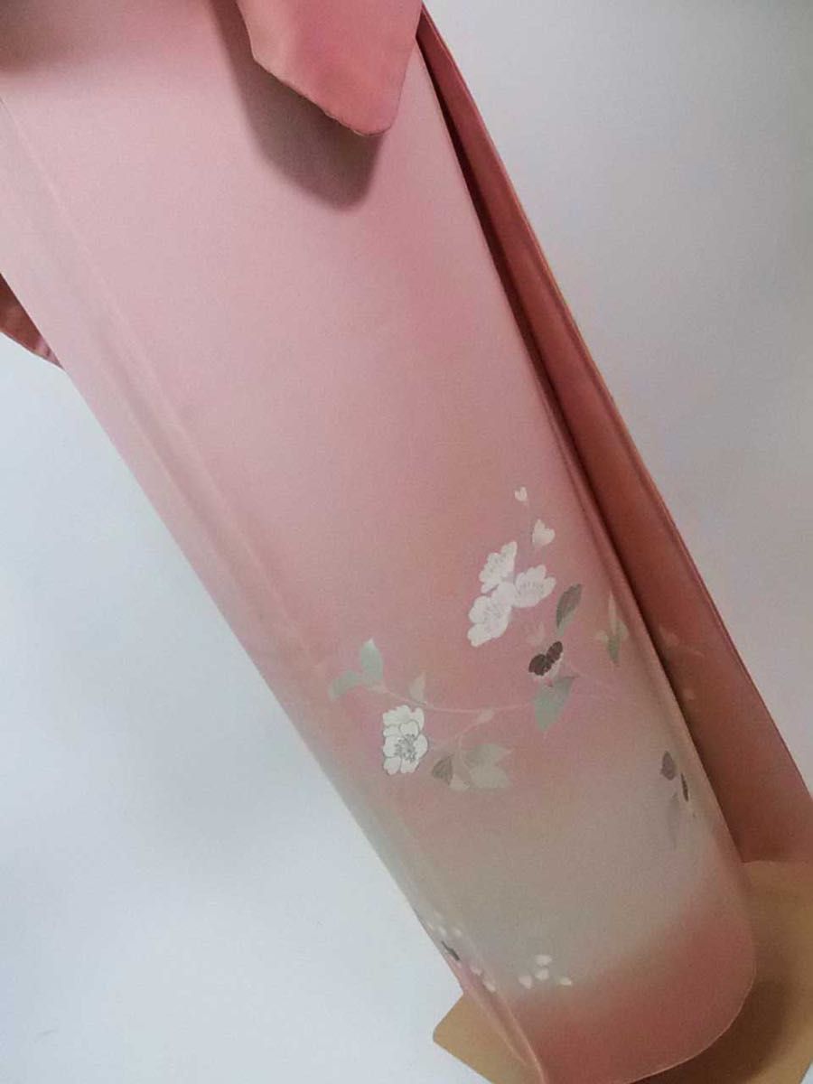 美品　訪問着　加賀友禅　金彩　虫喰い描き　花文様　桜色　着物　正絹