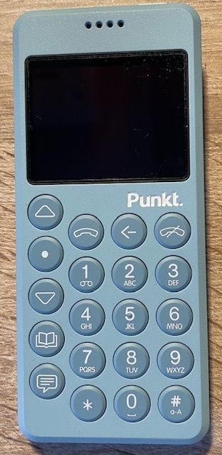 【未開封新品】シンプル携帯プンクトPunkt MP02 ライトブルー　New Generation SIMフリー 4Gブラックベリー_画像3