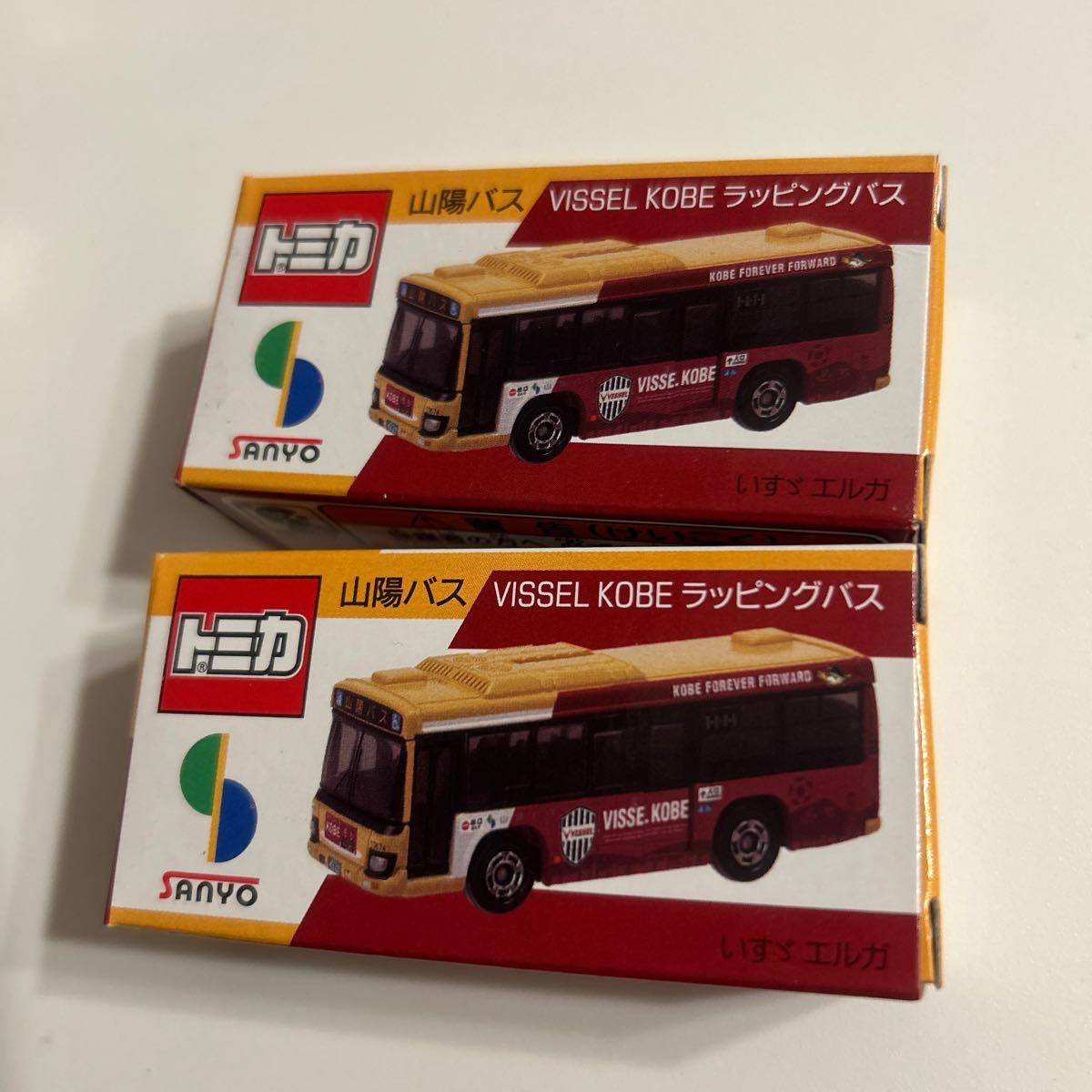 新品 ミニカー 1/136 いすゞ エルガ 山陽バス VISSEL KOBE ラッピングバス (イエロー×レッド) 「ト