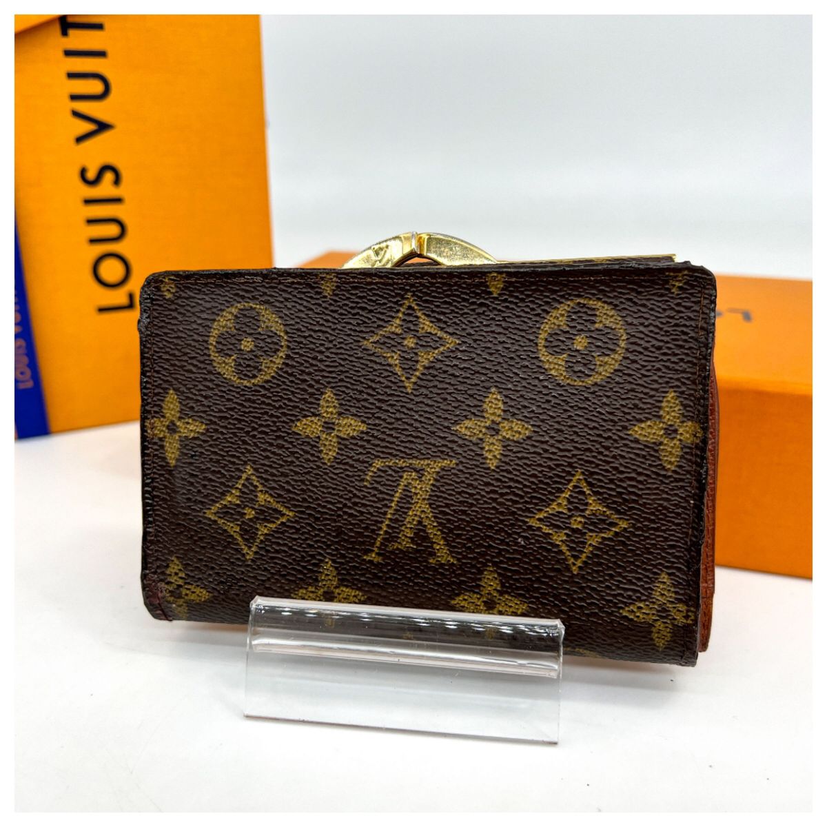 ルイヴィトン モノグラム　がま口財布 二つ折り財布 レディース LOUIS VUITTON がま口