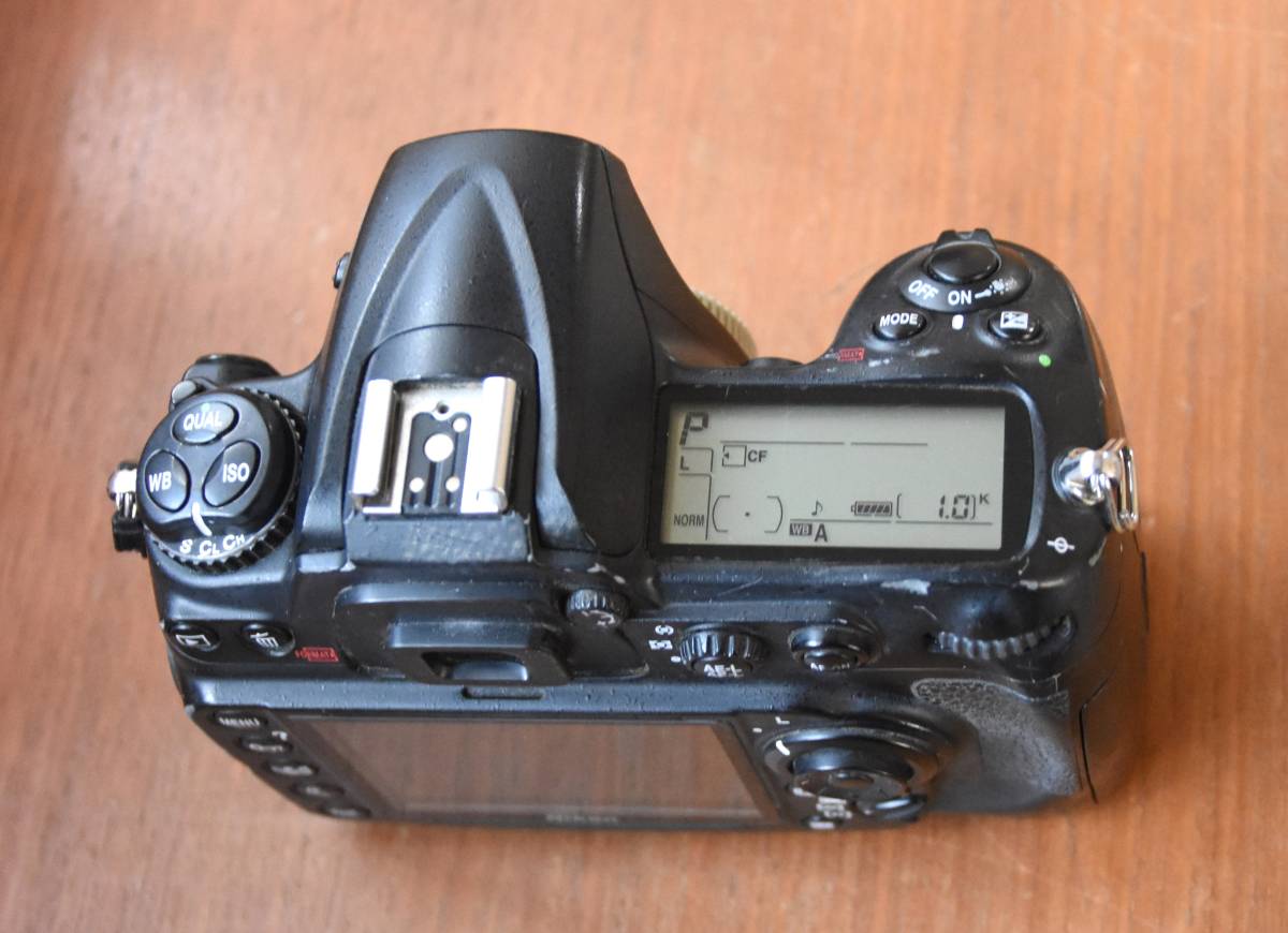 ★ NIKON D300S ジャンク品 ★_画像4