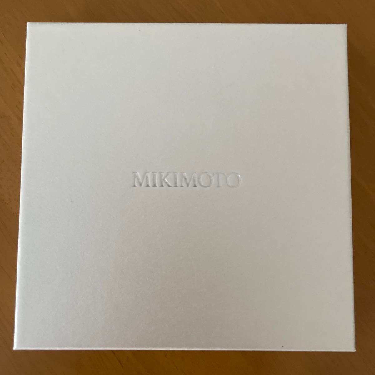 貴重品　MIKIMOTOハンカチ