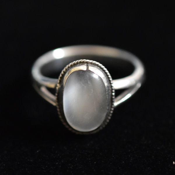 アンティーク 銀製/Silver/シルバー テスト済み ムーンストーンのリング/指輪 14号 本物保証 19世紀末ごろ_画像2
