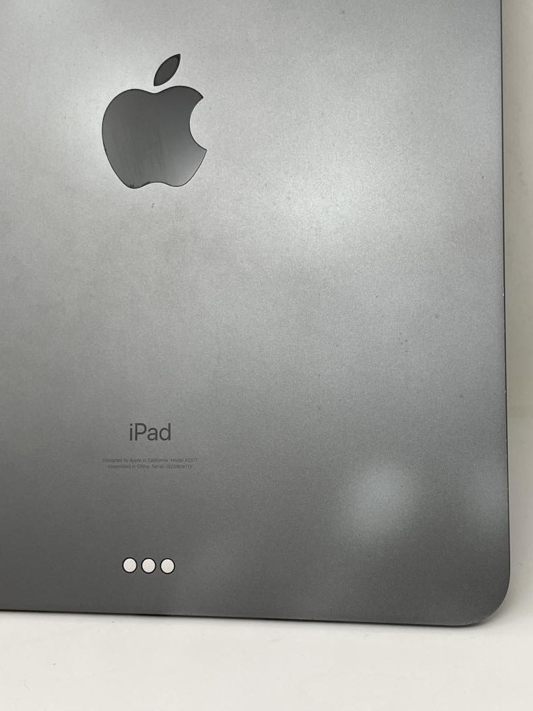 587【ジャンク品】 iPad PRO 11インチ 第3世代 256GB Wi-Fi スペースグレイ_画像3