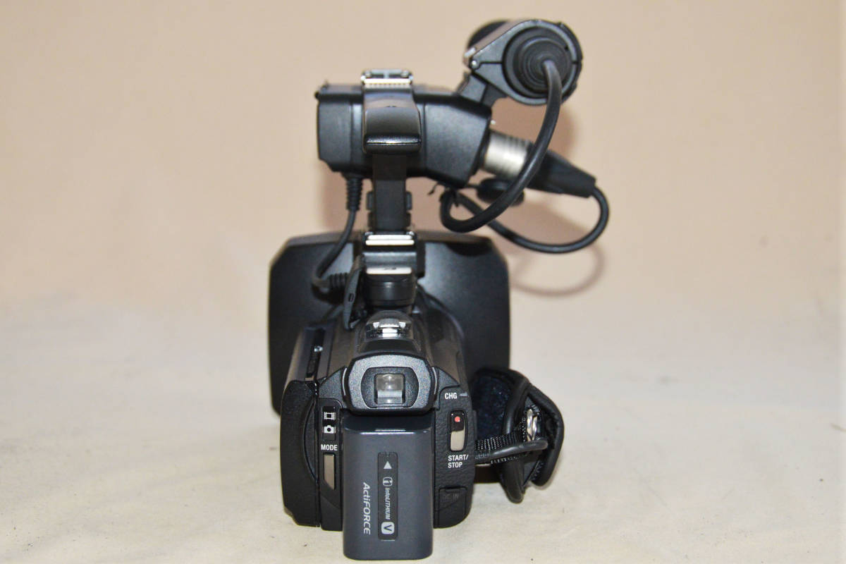 SONY業務用小型・軽量ハイビションビデオカメラHXR-NX30J　と付属品一式_画像7
