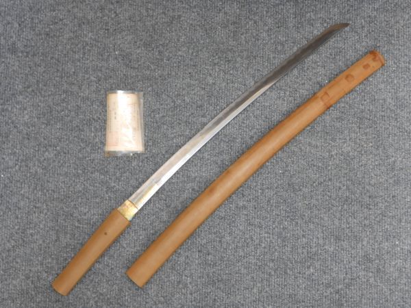 日本刀　脇差　銘文 康廣　長さ54.5cm　反り1.2cm　骨董品　古美術品　同梱不可　管理番号s595_画像1