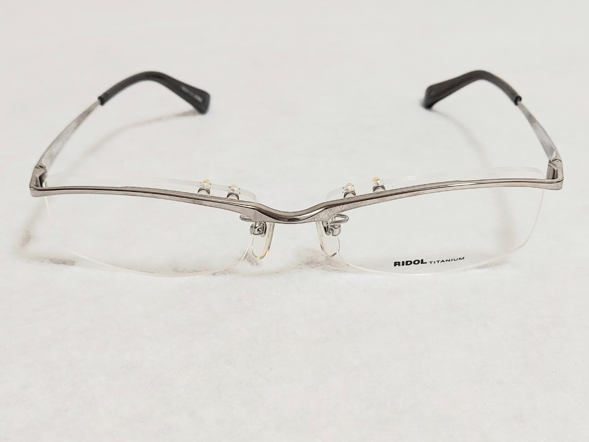 新品　RIDOL TITANIUM リードルチタニウム　日本製　ブランド　メガネ　めがね　ハーフリム　チタン　軽い　シルバー　綺麗_画像3