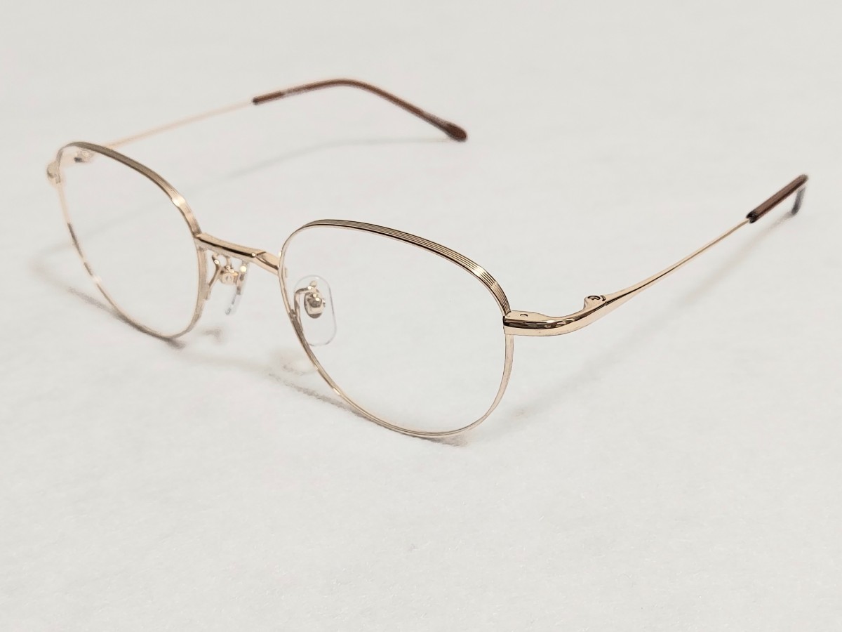 新品　Zparts ジーパーツ　日本製　ブランド　メガネ　めがね　フルリム　チタン　軽い　高級感　上品　ゴールド