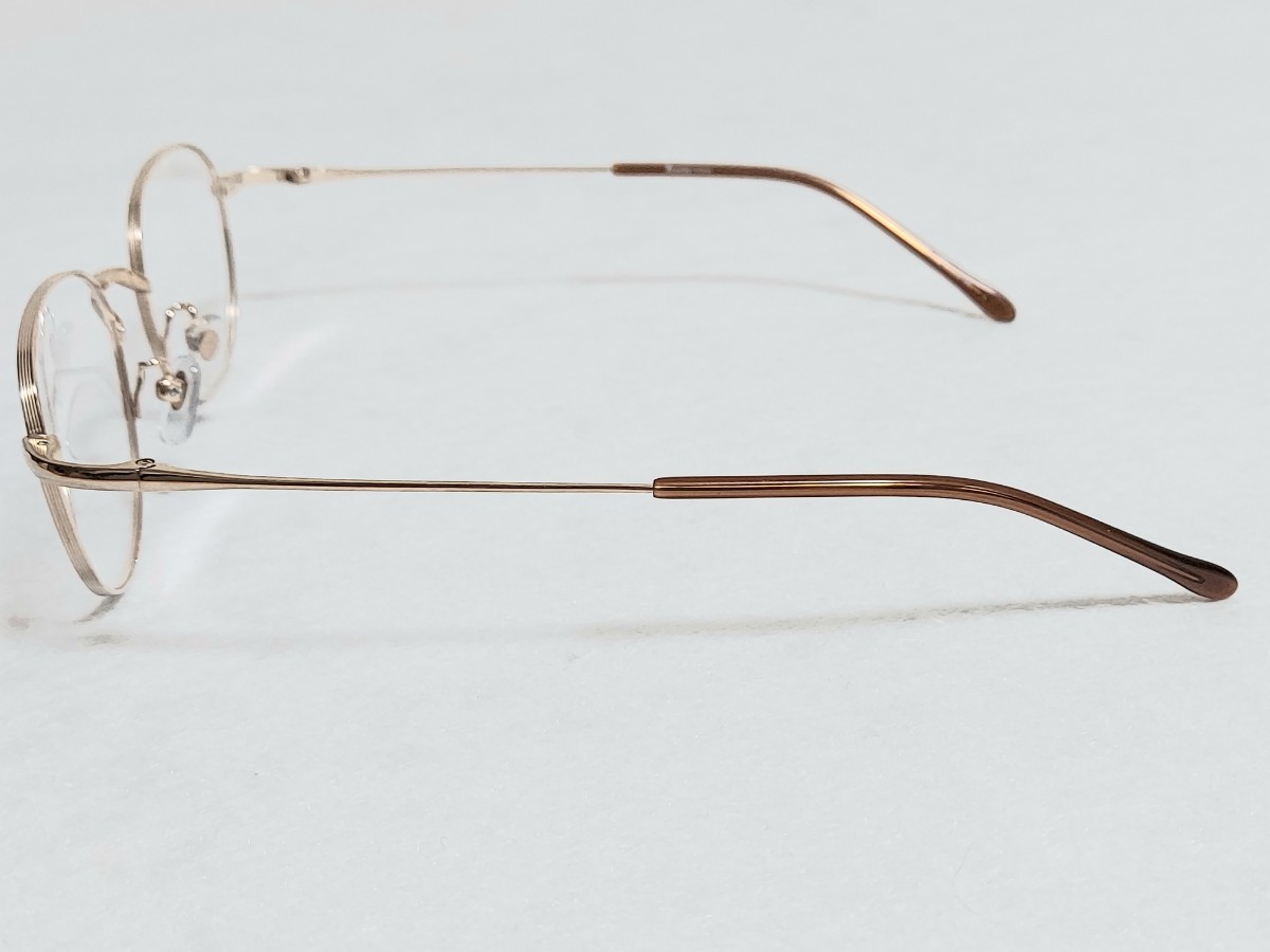 新品　Zparts ジーパーツ　日本製　ブランド　メガネ　めがね　フルリム　チタン　軽い　高級感　上品　ゴールド_画像4