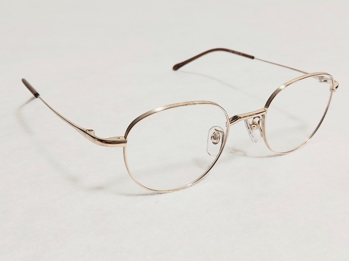 新品　Zparts ジーパーツ　日本製　ブランド　メガネ　めがね　フルリム　チタン　軽い　高級感　上品　ゴールド_画像2