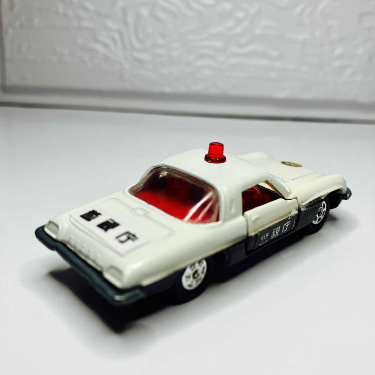絶版トミカ マツダ コスモスポーツ パトカー 日本製 レアモデル 絶版トミカ マツダ コスモスポーツ パトカー 日本製 レアモデル