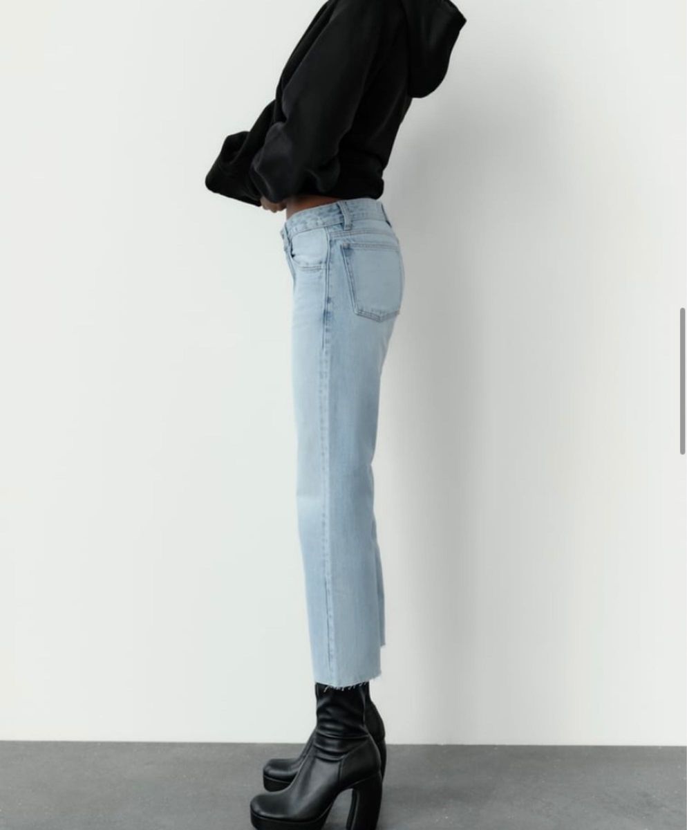 ZARA TRF STRAIGHT-LEG MID-RISE デニムパンツ　34サイズ　ストレートデニム　ザラ　切りっぱなし