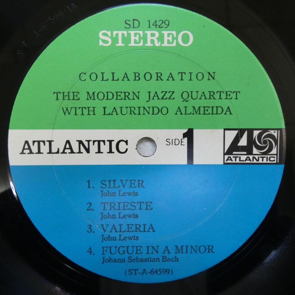 46055849;【US盤/黒ファン/コーティングジャケ】The Modern Jazz Quartet With Laurindo Almeida / Collaboration_画像3