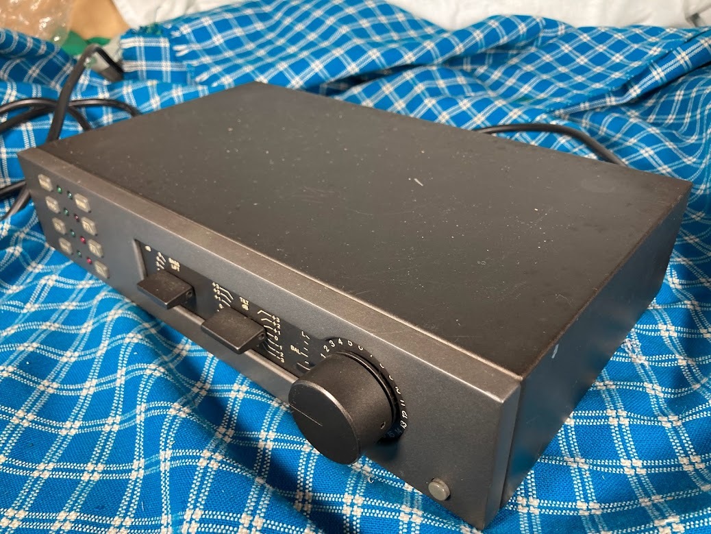 QUAD 34 プリアンプ 完動品 【3ヶ月保証】1982年11月発売 QUAD 34 プリアンプ 完動品 【3ヶ月保証】1982年11月発売