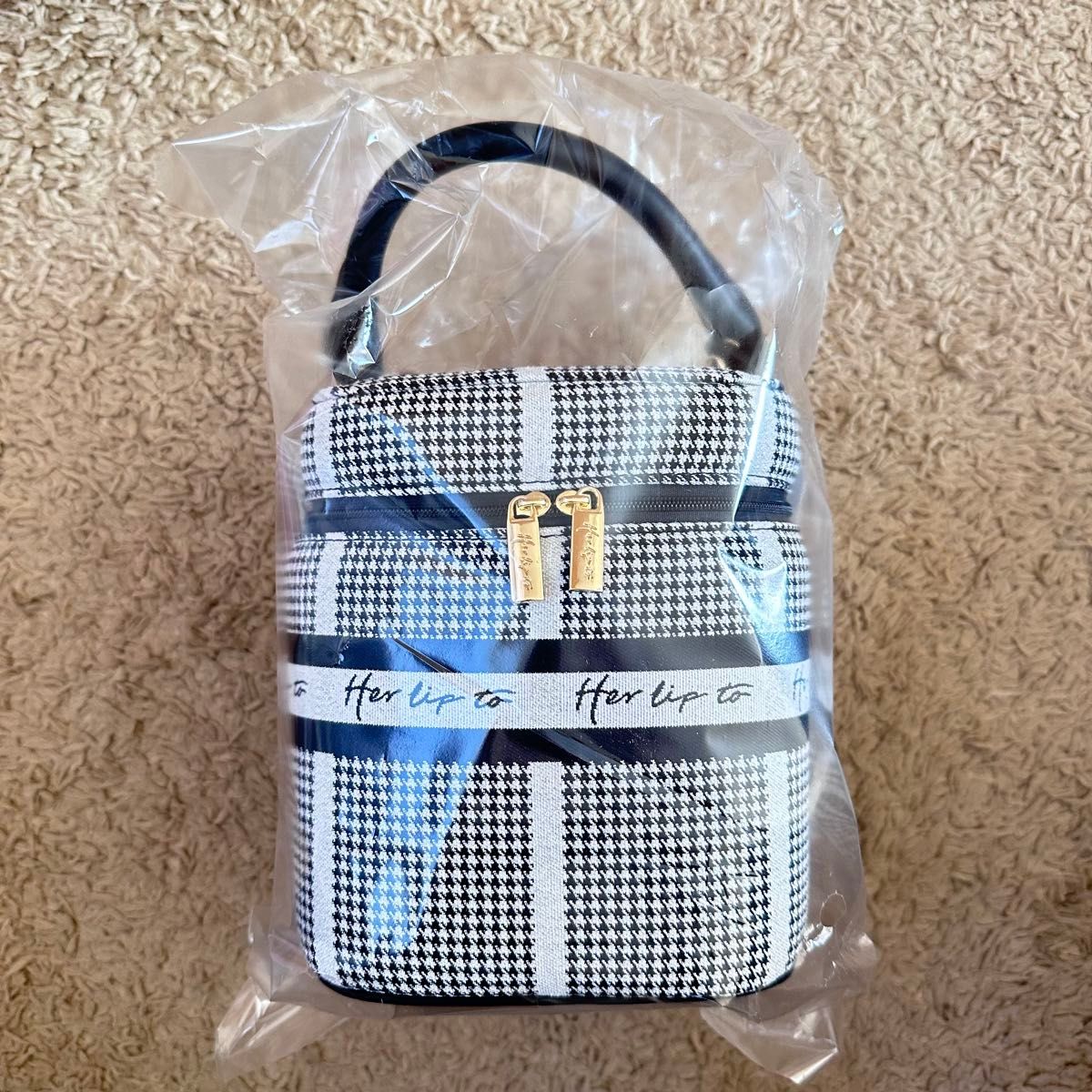 本日限定価格】herlipto HLT Jacquard Vanity Bag バニティ 本日限定価格】herlipto HLT Jacquard Vanity Bag バニティ