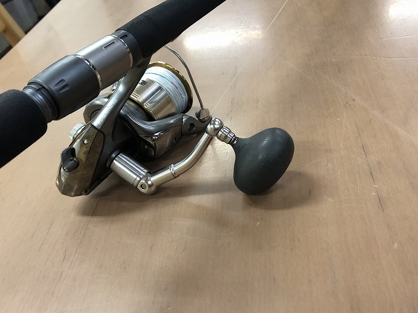 現状品 セット SHIMANO シマノ リール TWIN POWER ツインパワー 8000HG SC83P＆Daiwa ダイワ SALTIGA COASTAL COMBI JERK 64 竿 (M6308)_画像3