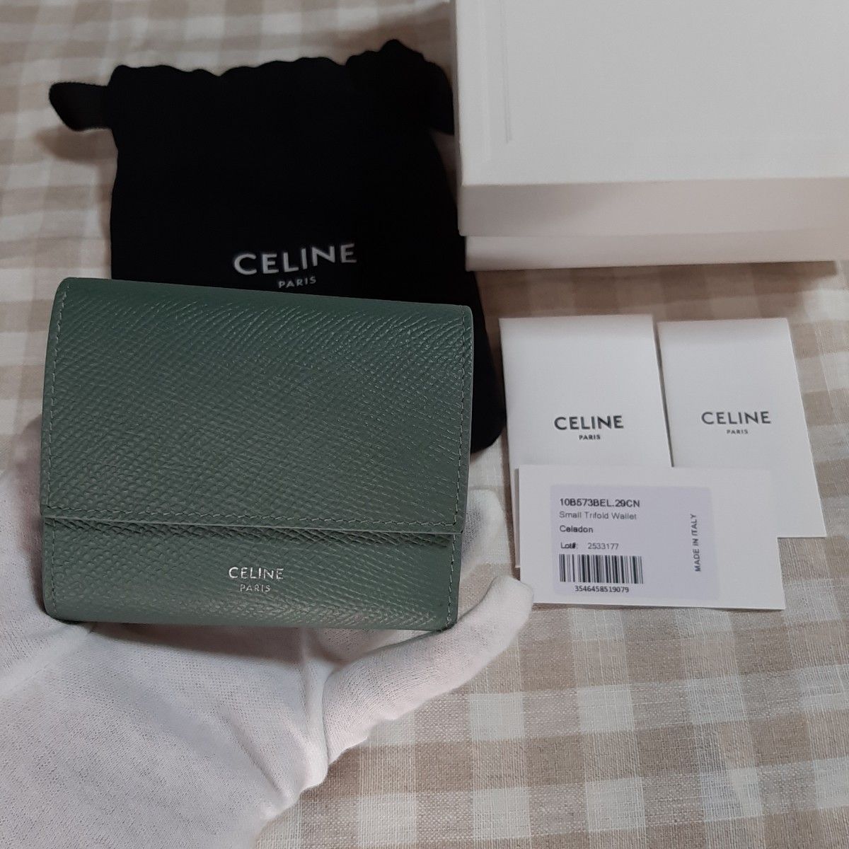 藤田ニコルさん愛用 【極美品】激レア CELINE トリフォールド 藤田ニコルさん愛用 【極美品】激レア CELINE トリフォールド