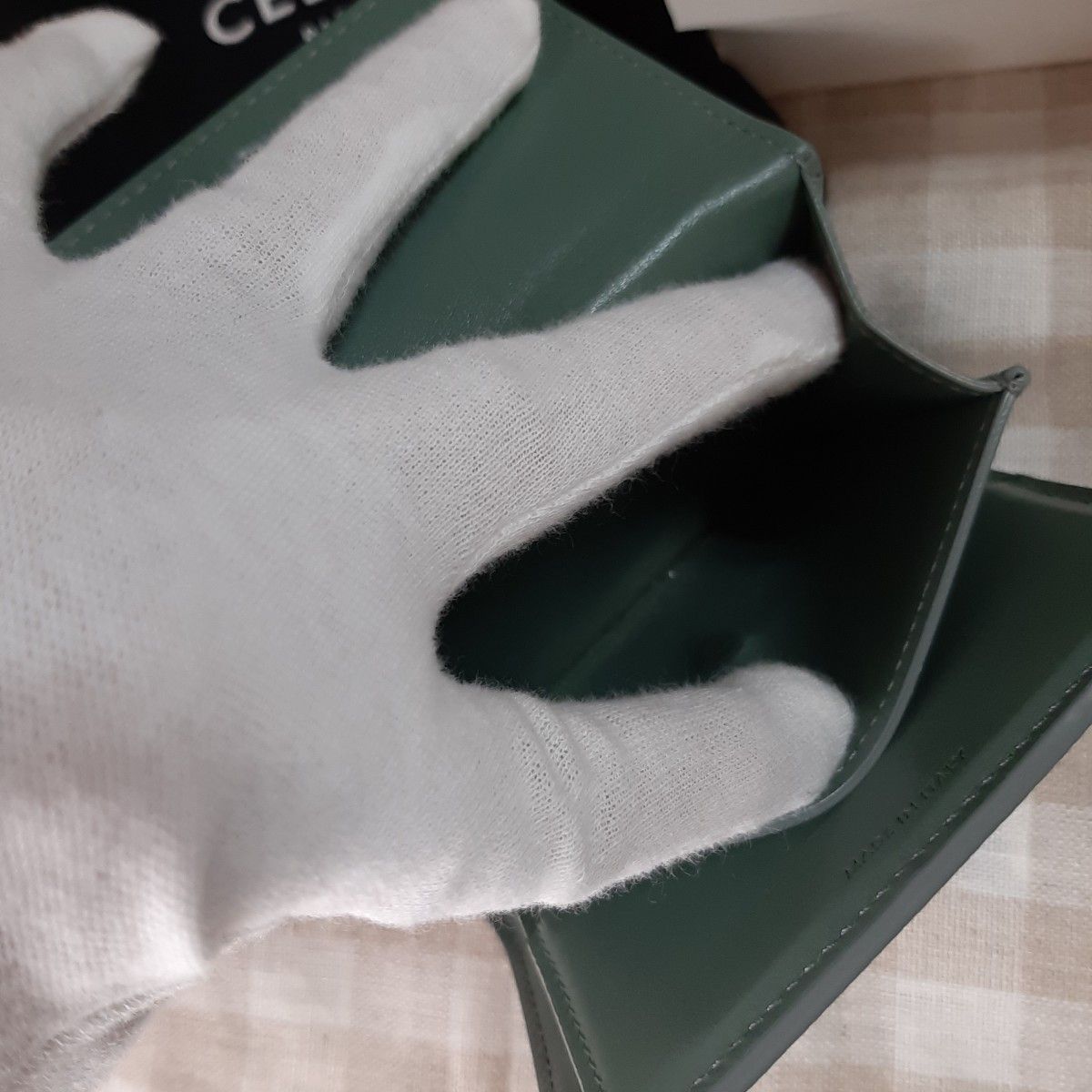 藤田ニコルさん愛用 【極美品】激レア CELINE トリフォールド 藤田ニコルさん愛用 【極美品】激レア CELINE トリフォールド