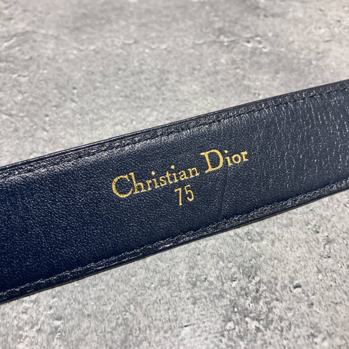 【送料無料 宅急便コンパクト（EAZY）発送】 Christian Dior クリスチャンディオール CDロゴ バックル ベルト 75 ネイビー ヴィンテージ_画像6