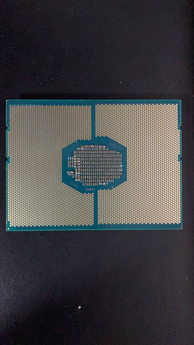 第1世代　Intel　XEON　GOLD　6130　16コア / 32スレッド　FCLGA3467 　現状品_画像2