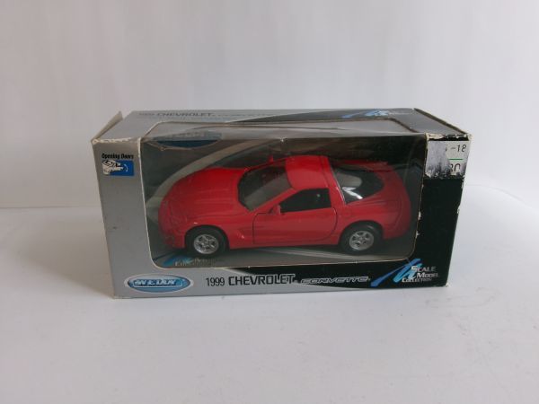 ★人気 WELLY 1/34~1/39 シボレーコルベット　CORVETTE 1999 RED_画像1