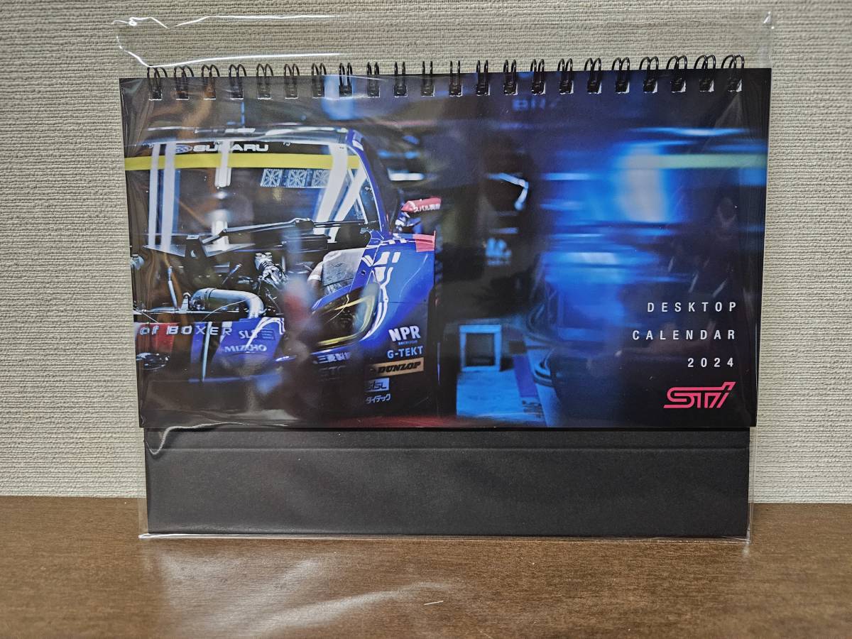 スバル　STI　モータースポーツ　2024　卓上カレンダー_画像1