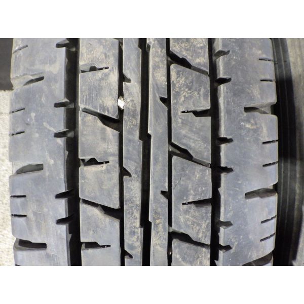 ダンロップ ENASAVE VAN01 195/80R15 107/105L LT 4本SET◎2021年製9~9.5分山スタッドレス◎中古 特筆すべき損傷なし◎旭川手渡し可_画像2