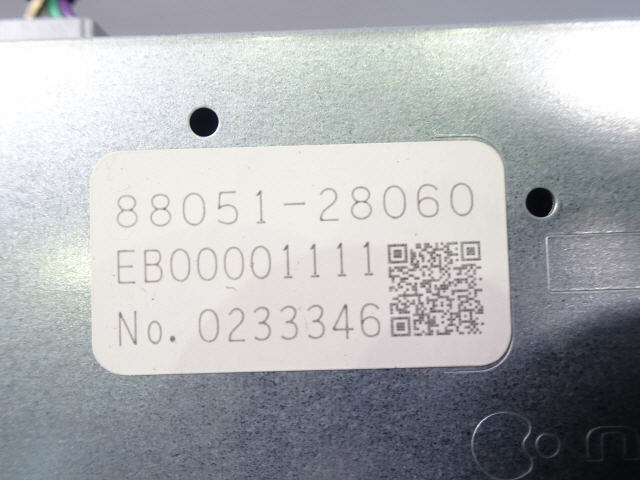 ヴォクシー DBA-ZRR80G イオンジェネレーター 88051-28060 V ヴォクシー DBA-ZRR80G イオンジェネレーター 88051-28060 V