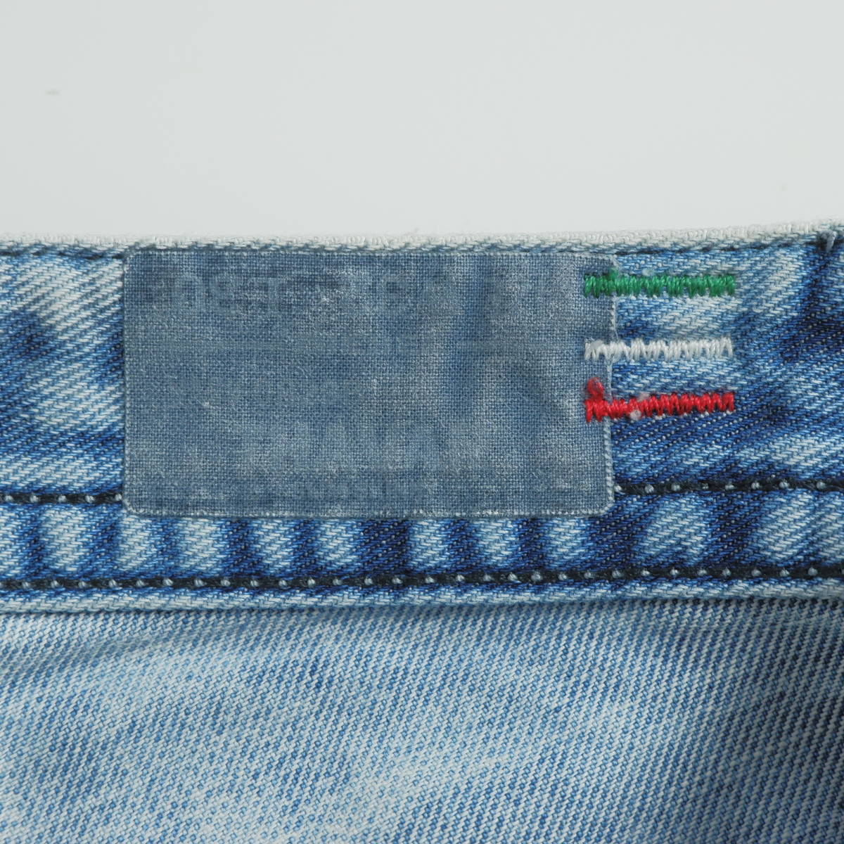 良品 イタリア製 DIESEL Blue Eyecons ディーゼル ブルー 良品 イタリア製 DIESEL Blue Eyecons ディーゼル ブルー