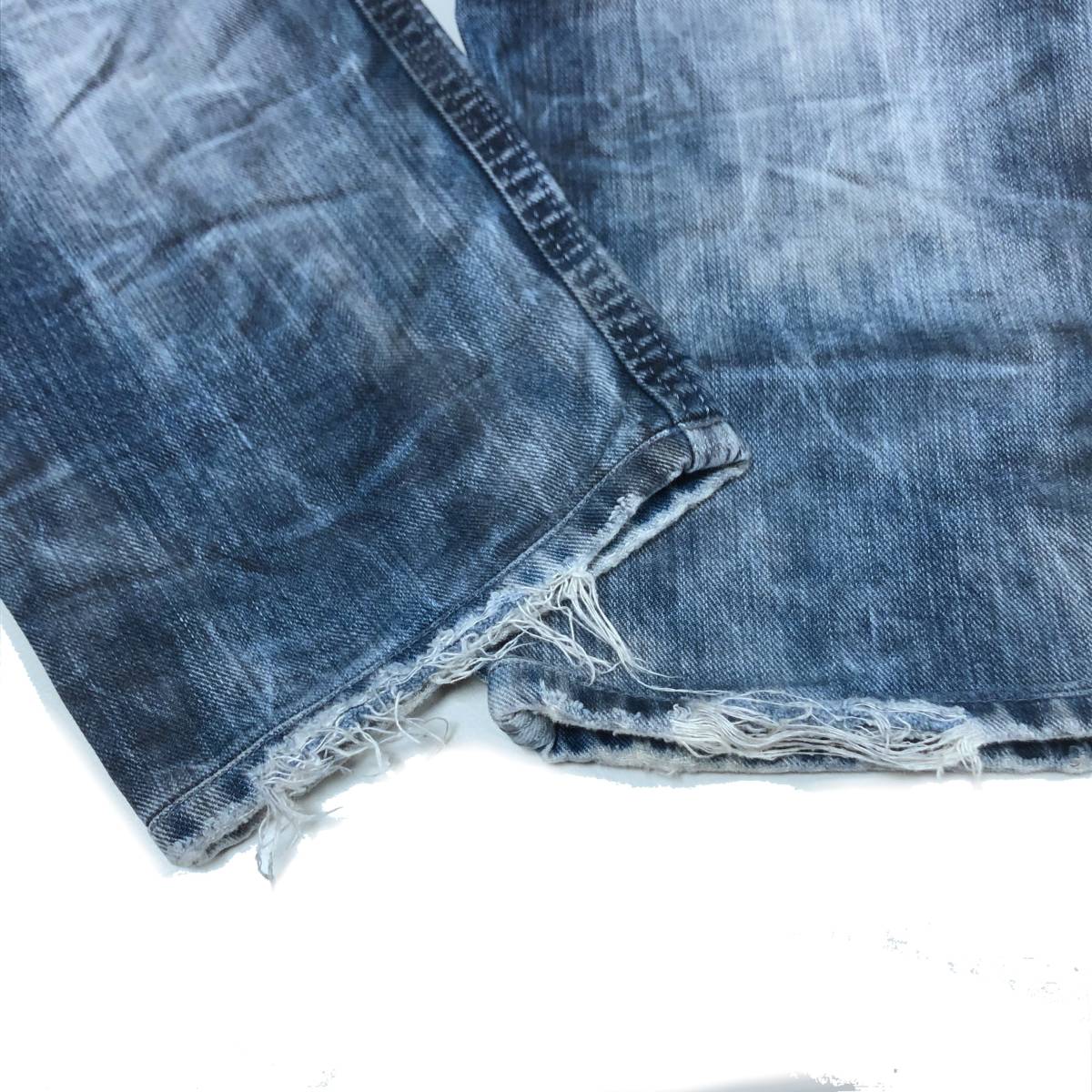 良品 イタリア製 DIESEL Blue Eyecons ディーゼル ブルー 良品 イタリア製 DIESEL Blue Eyecons ディーゼル ブルー