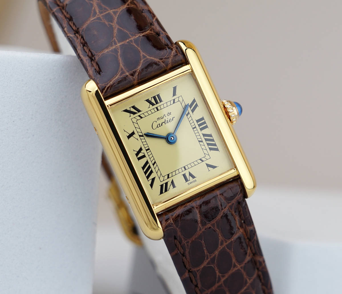 美品 カルティエ マスト タンク アイボリー ローマン SM Cartier_画像1