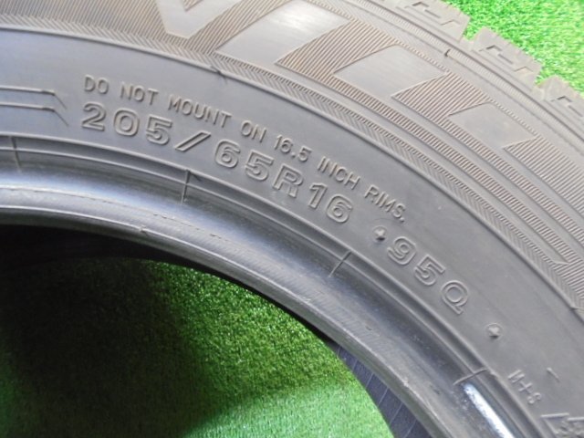 5EO162BF6) 送料無料 バリ山 イボ有 2021年製 205/65R16 ダンロップ ウインターマックスWM03 16インチスタッドレスタイヤ1本_画像6