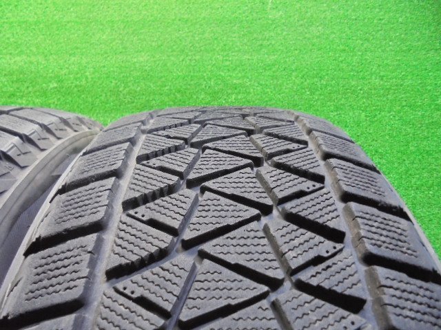 5EN237CF4 ) 送料無料 235/55R18 ブリヂストン ブリザック DM-V2 18インチスタッドレスタイヤ4本セット 2018年製_画像5