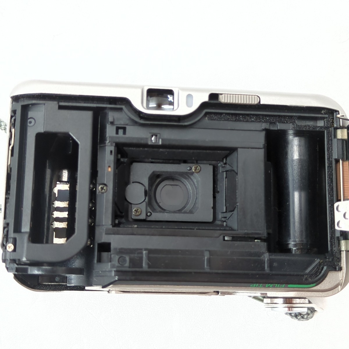 FUJIFILM CARDIA mini TIARA 富士フイルム カルディア ミニ ティアラ 28mm 単焦点 コンパクトカメラ フィルムカメラ SUPER-EBC_画像10