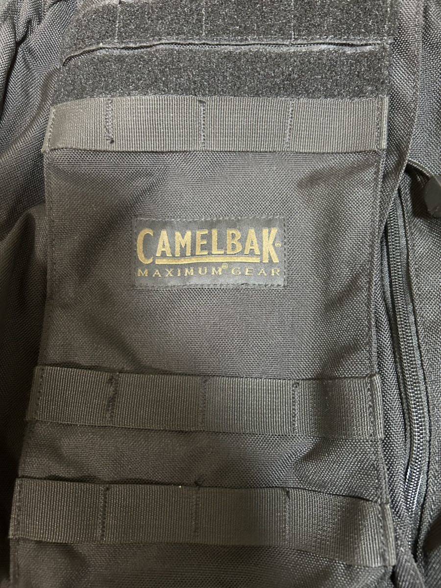 １円スタート　CAMELBAK キャメルバックパック　ブラック　リュック アウトドア _画像2