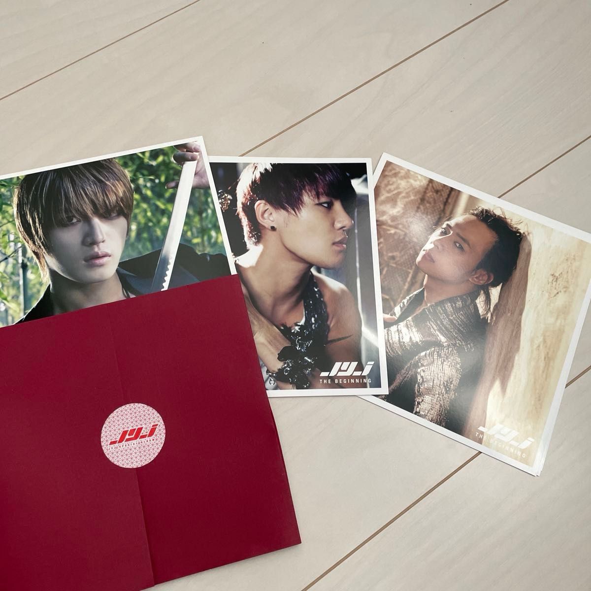 JYJ first Album- The Beginning (韓国盤) [限定盤] シングル　WAKE ME  TONIGHT