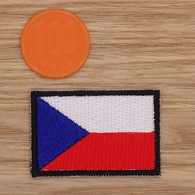【Ｍサイズ】アイロンワッペン NO.918 チェコ チェコ国旗 世界の国旗【郵便定形】_Ｍサイズです。