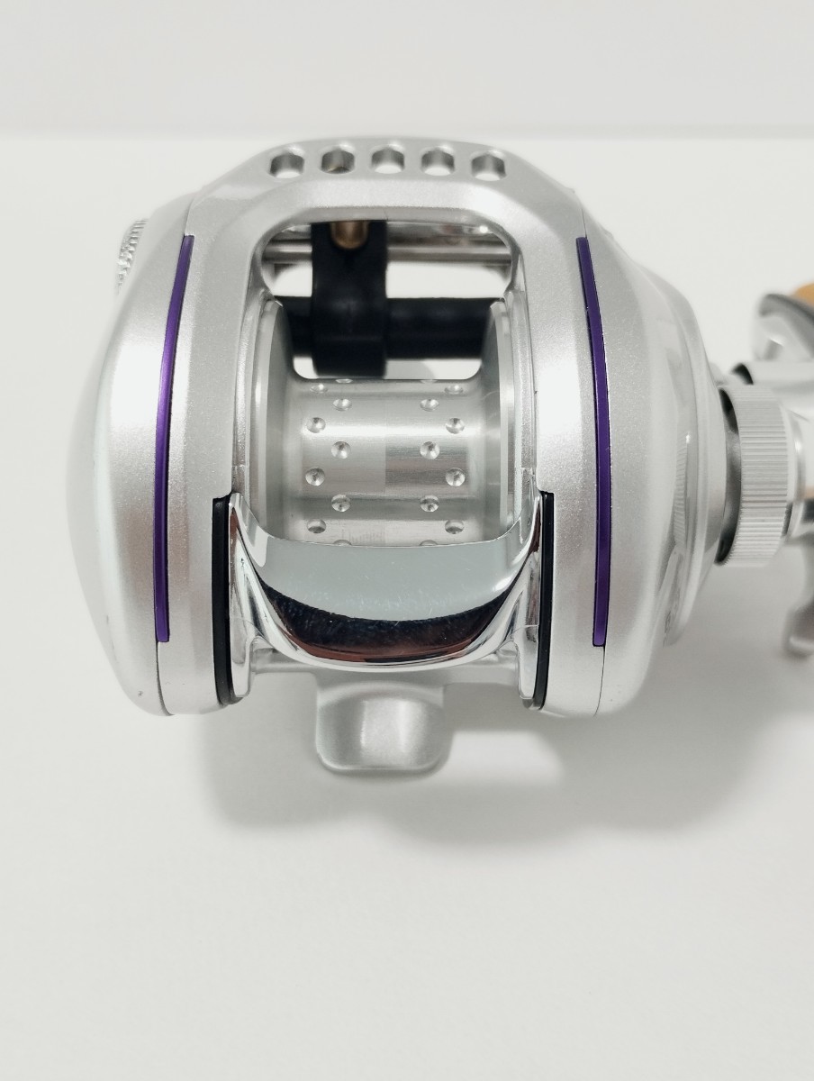 Yahoo!オークション - 【美品】ダイワ TD ジリオン HLC 100H 右 Yahoo!オークション - 【美品】ダイワ TD ジリオン HLC 100H 右