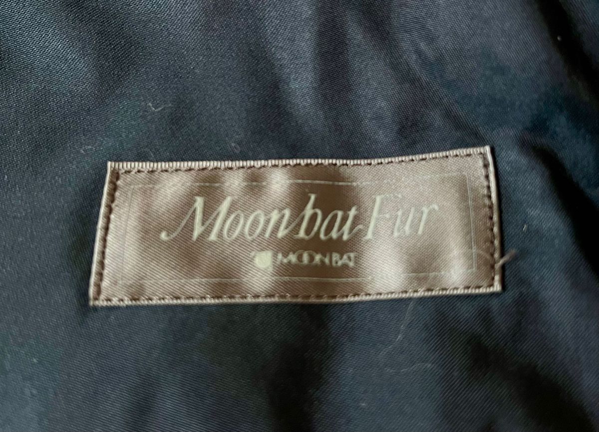 美品 Moon Bat Fur ファー  グレー.ホワイトmixカラー