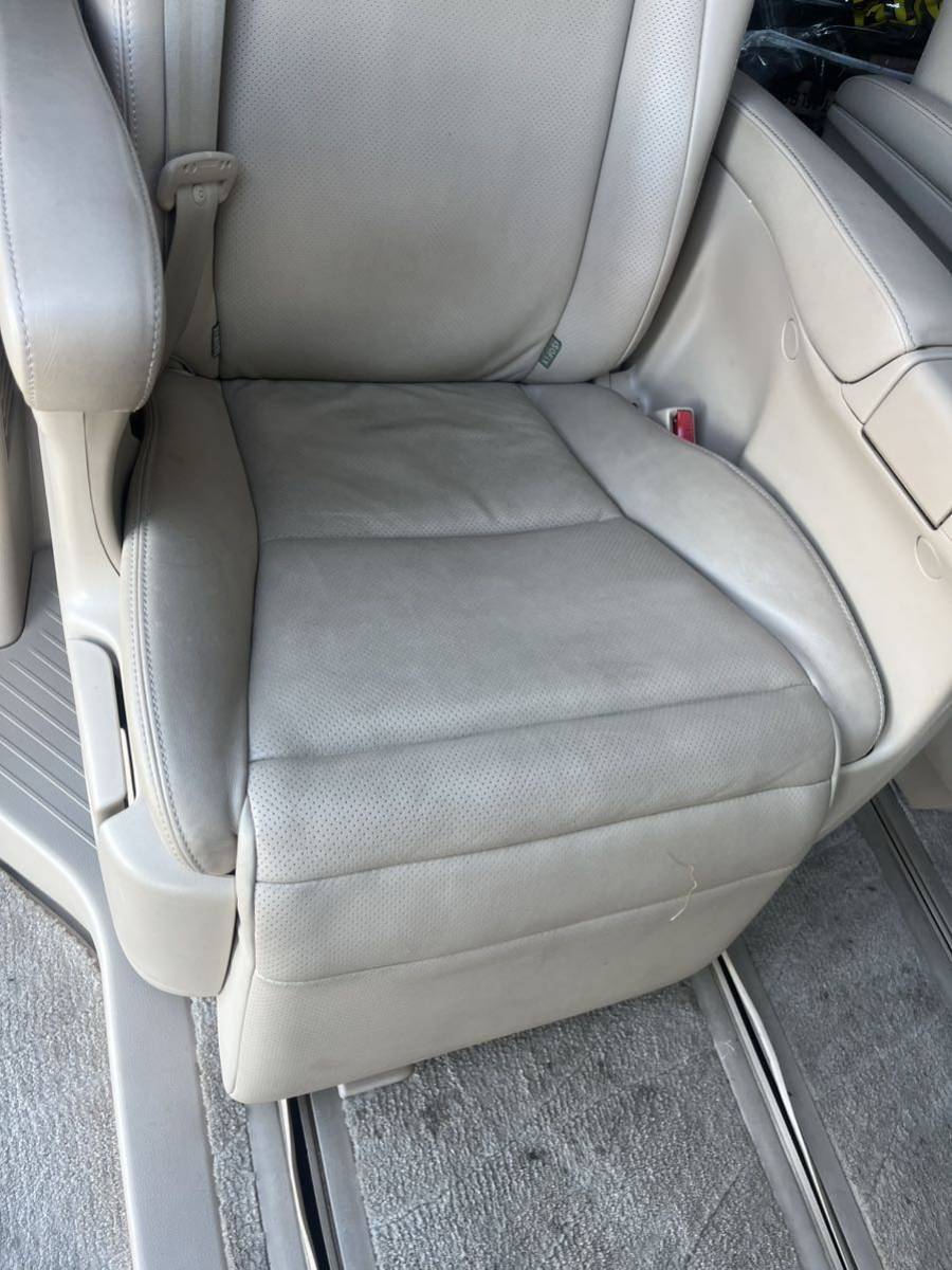  used Toyota Alphard DBA-GGH20W original second seat electric power leather leather left right set has confirmed Vellfire GGH25W / ANH20W